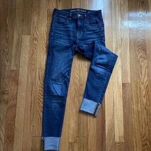 ***SOLD*** American Eagle super stretch cuff jeans